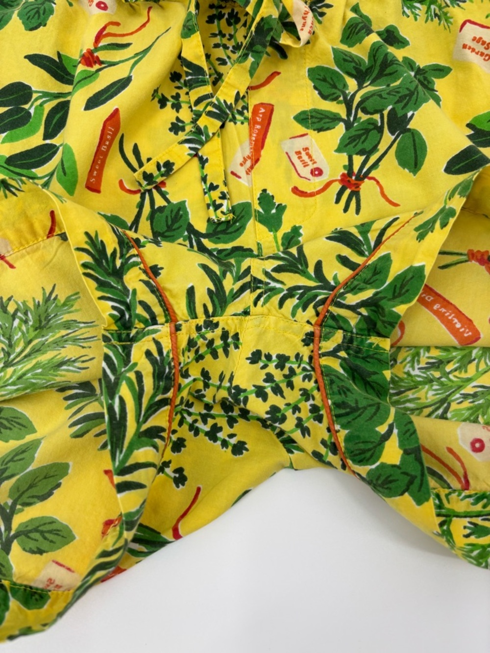 Print Fresh Short Pajama Set in Citrine Herb Garden - Picture 9 of 14